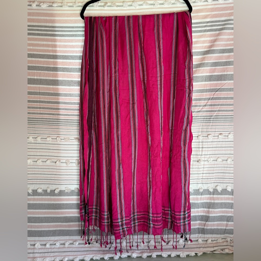 Into Africa wrap 41x70 pink striped sarong wrap shawl